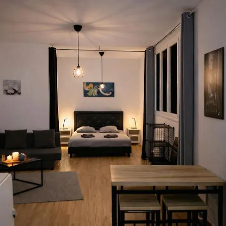 Cosy - Hypercentre - Calme - 50m2 - Wi-fi Apartmán *