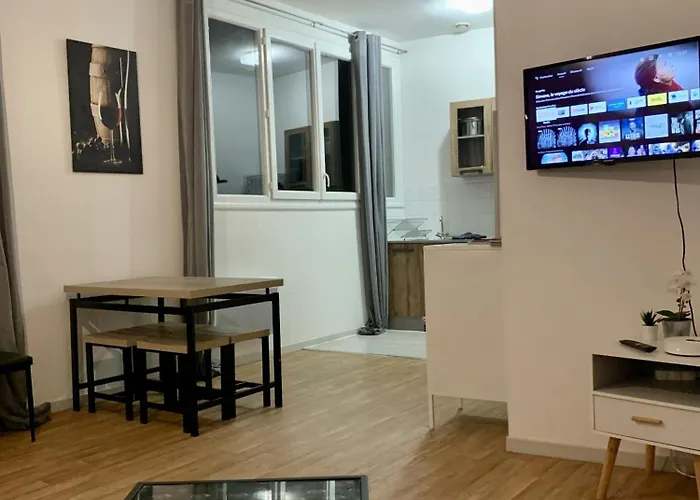 Cosy - Hypercentre - Calme - 50m2 - Wi-fi 아파트